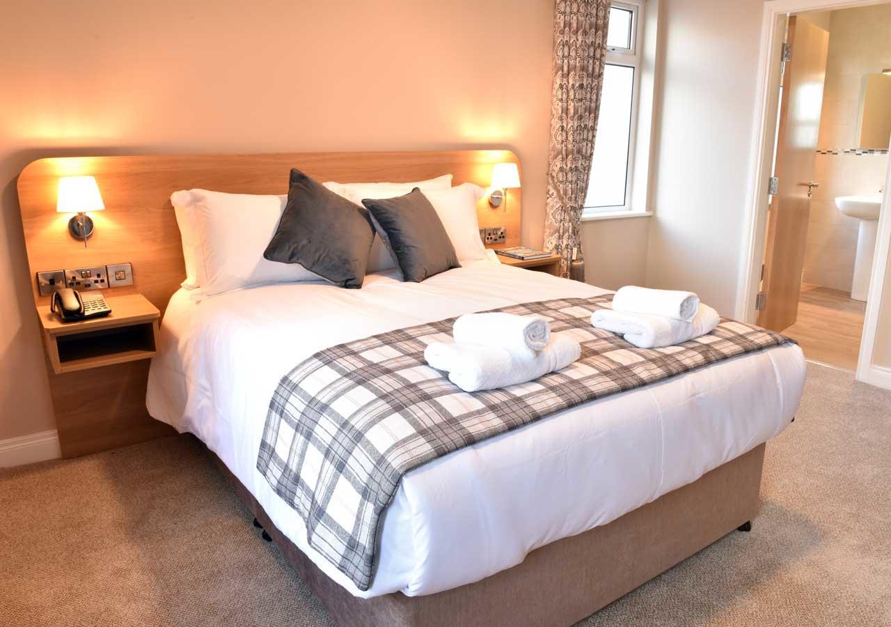 Foyle Hotel Моувил Екстериор снимка