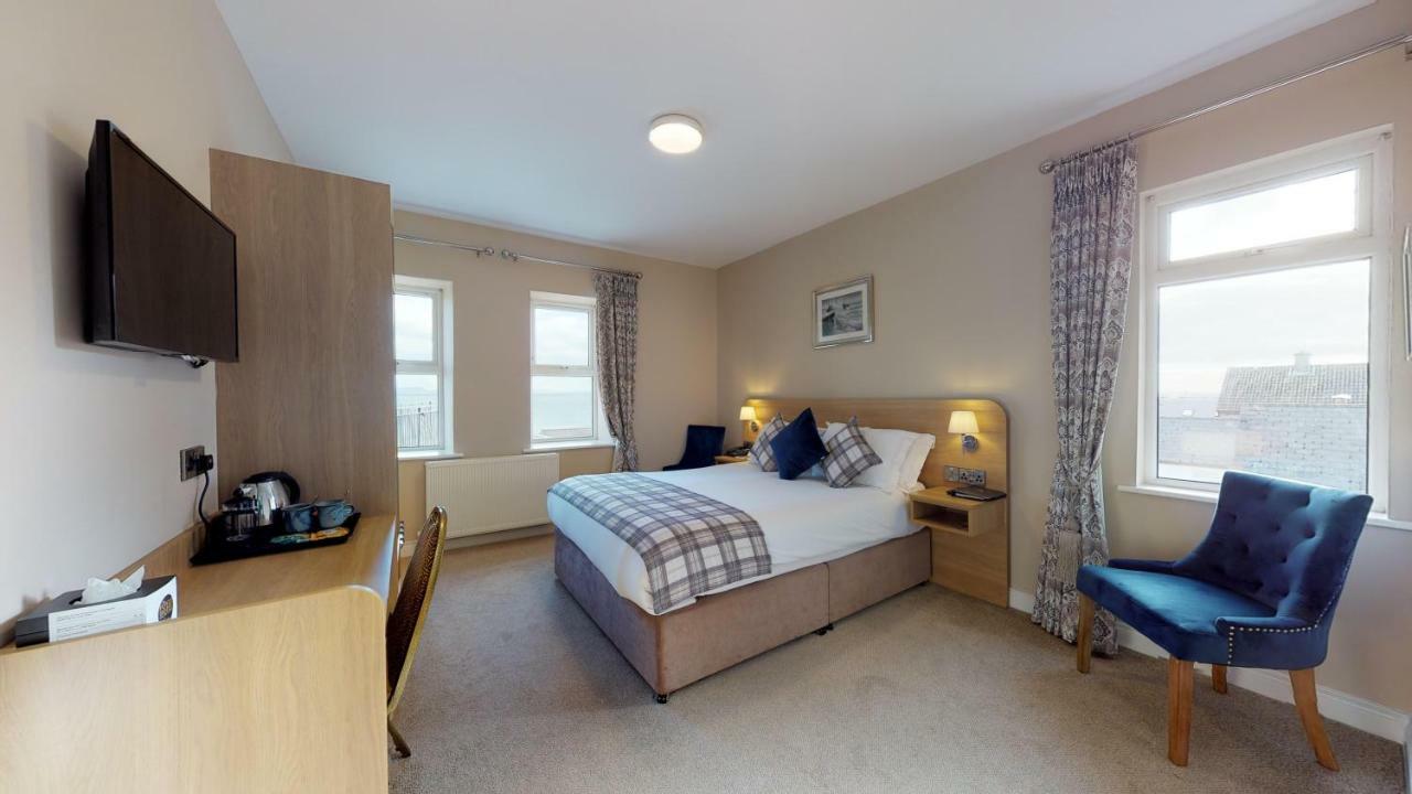 Foyle Hotel Моувил Екстериор снимка