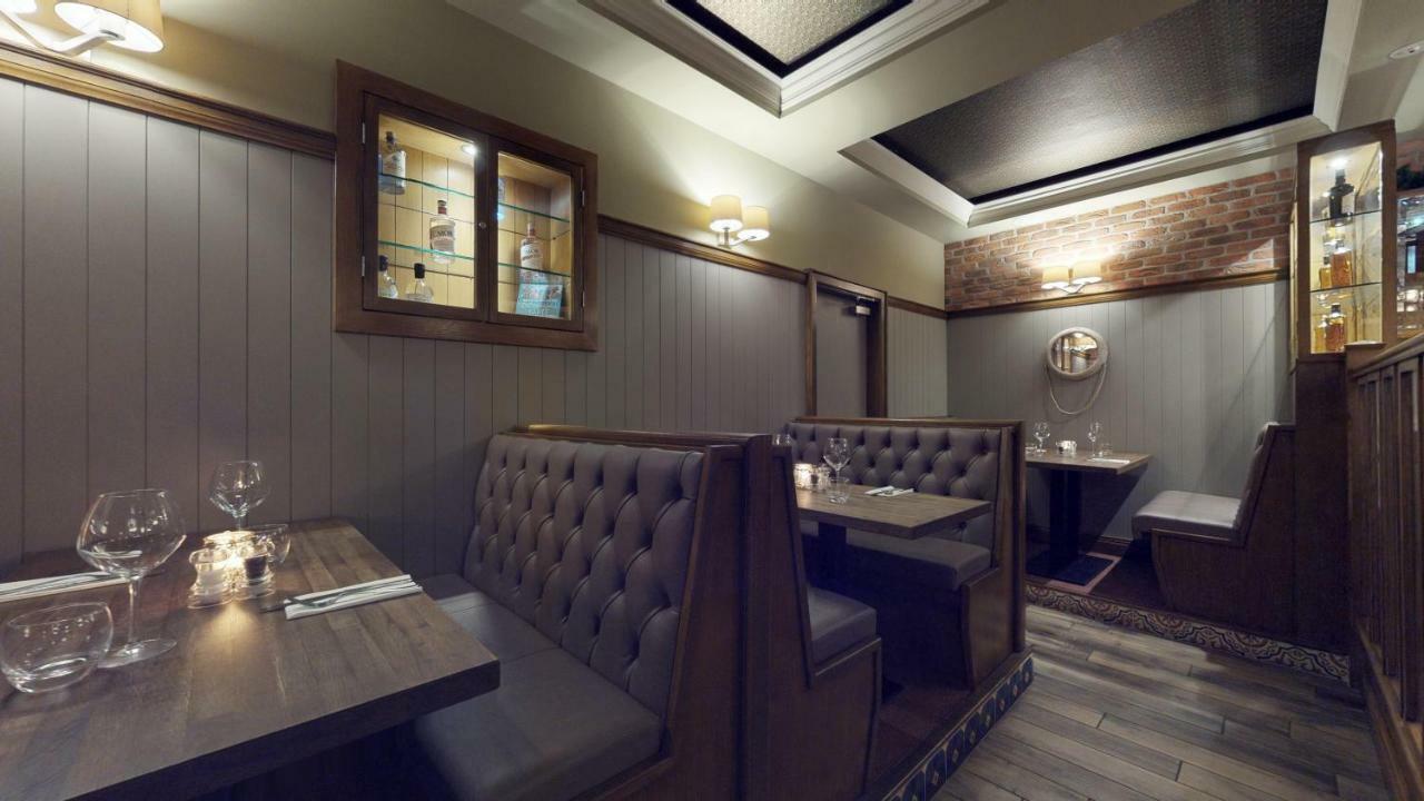 Foyle Hotel Моувил Екстериор снимка